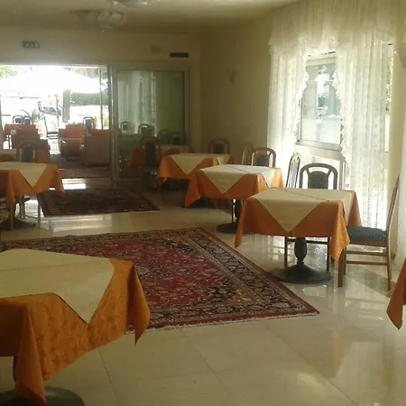Hotel New York 4*